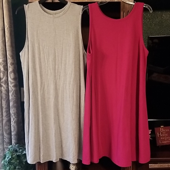 Time and Tru / Old Navy Dresses & Skirts - Tank Top Style Swing Dress